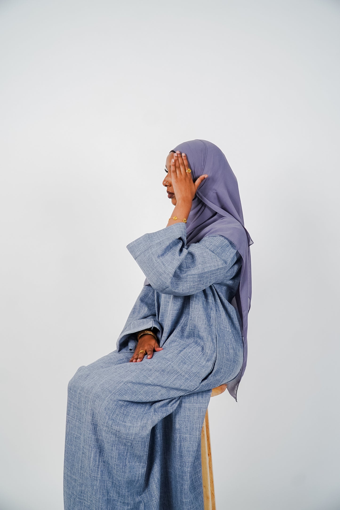 Heather Grey-Blue Closed Linen Abaya